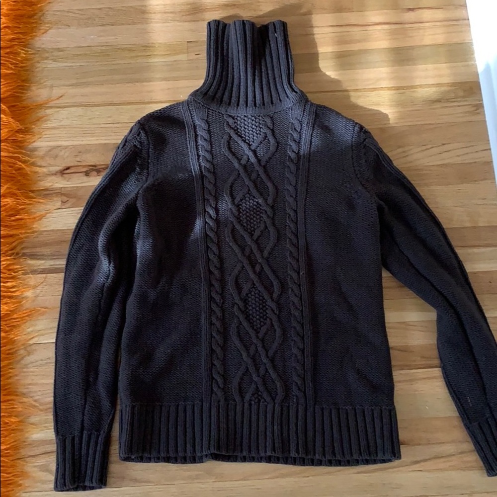 Cozy, chunky turtleneck sweater!